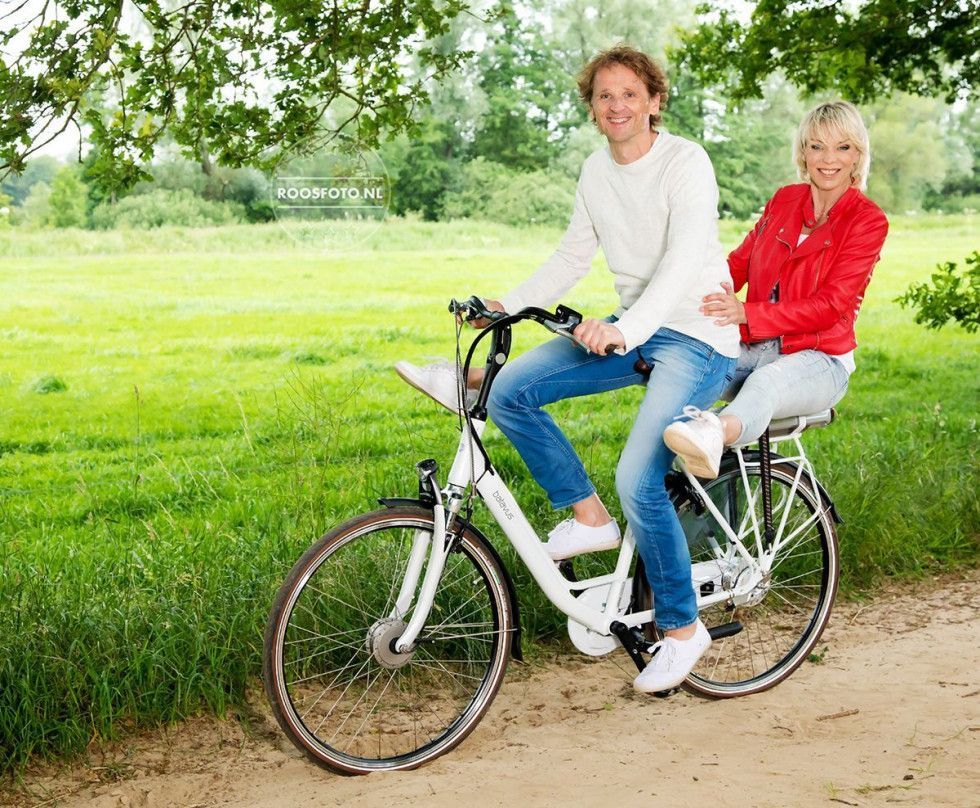 Herenfietsen, damesfietsen, kinderfietsen & E-bikes